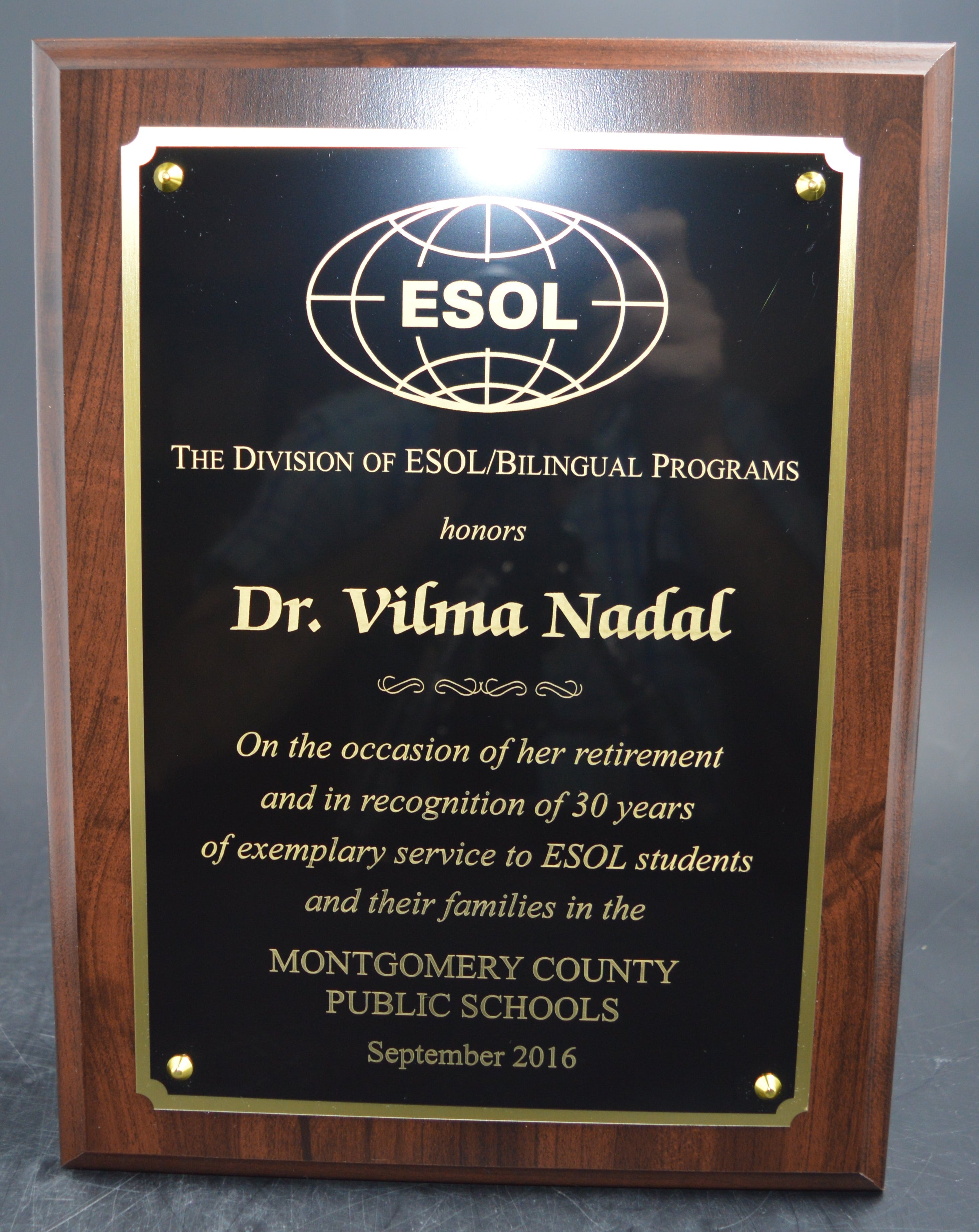 Simulated Walnut Plaque with Full Plate