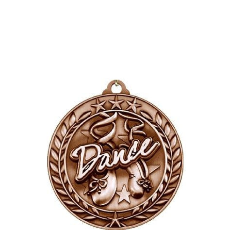 Wreath Antique Medallion - Scholastic