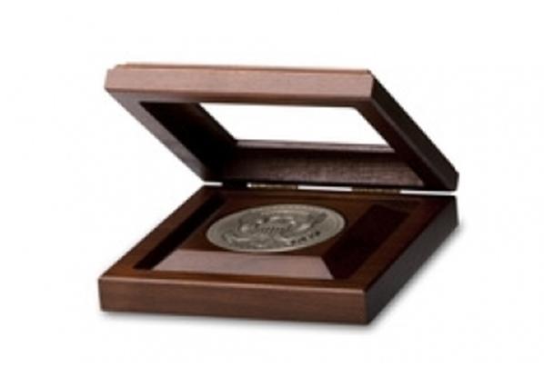 Walnut Medallion Box with Glass Cover