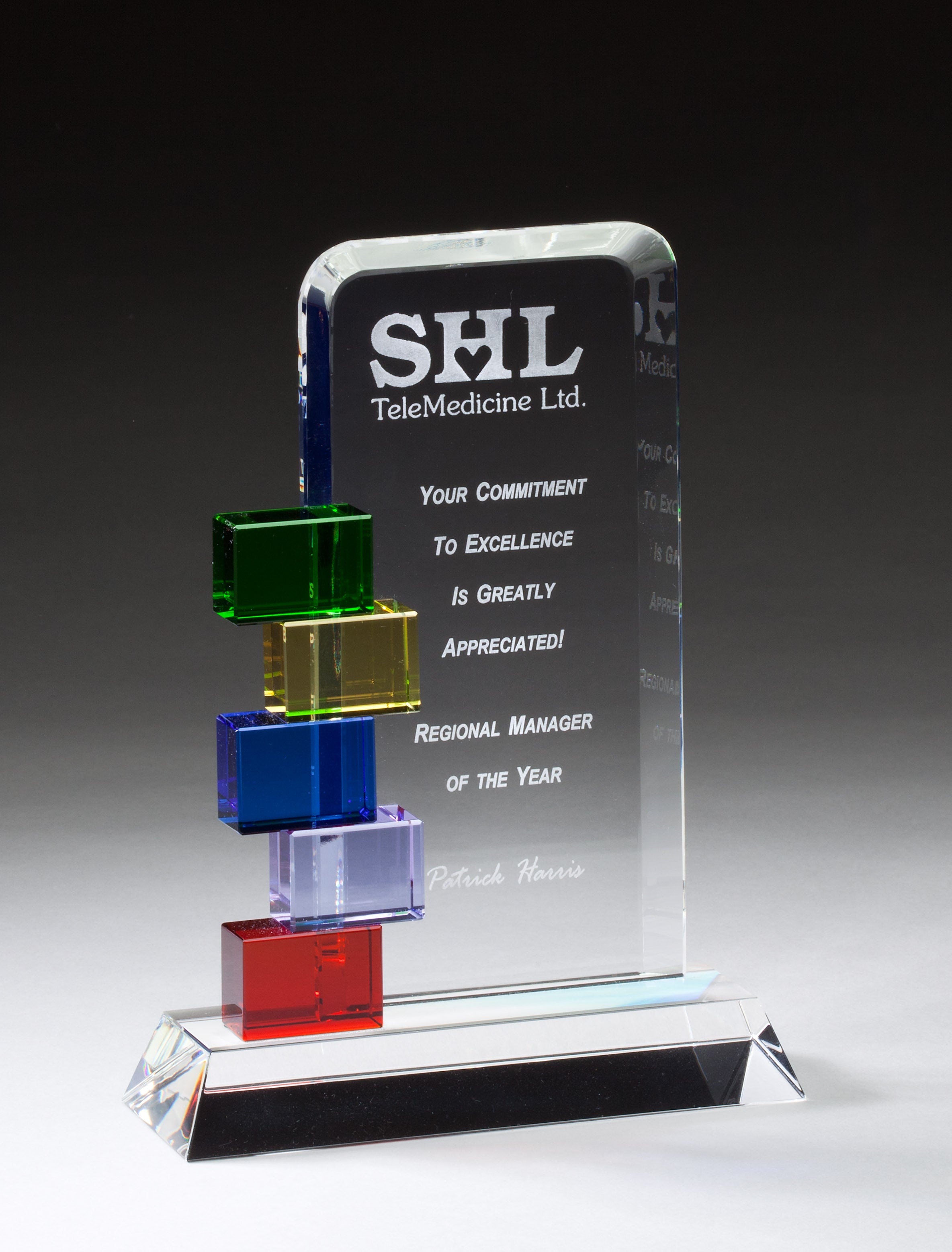 BILLBOARD GLASS AWARD W/COLORED BLOCKS